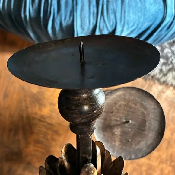 15’pillar candleholders bronze pine conceals cast iron base vintage pottery barn - Picture 12 of 16